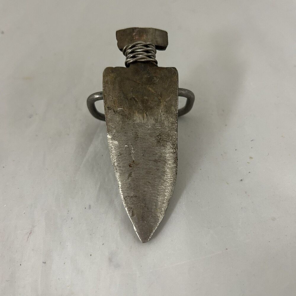 4” Handmade Metal Arrowhead Cutout Belt Buckle Western Cowboy Accessory